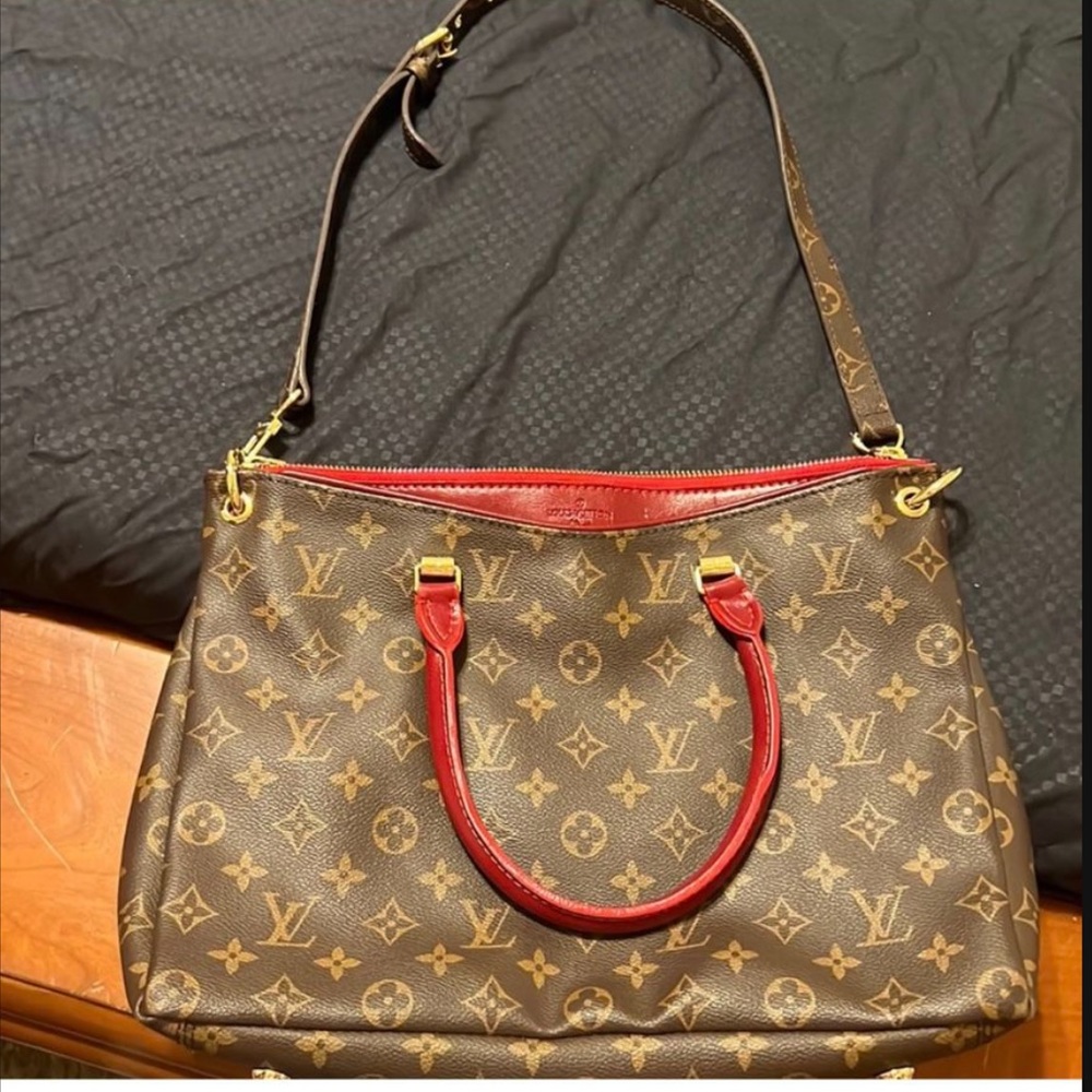 Louis Vuitton Pallas bag